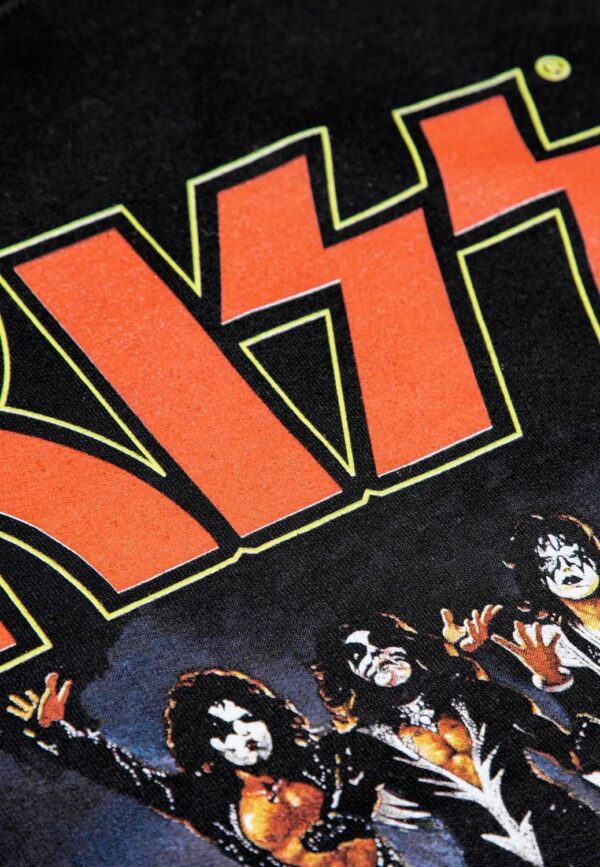 Kiss Kiss - Destroyer Album Cover college