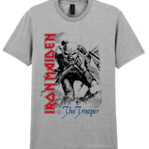 Iron Maiden Trooper Close-Up T-Paita